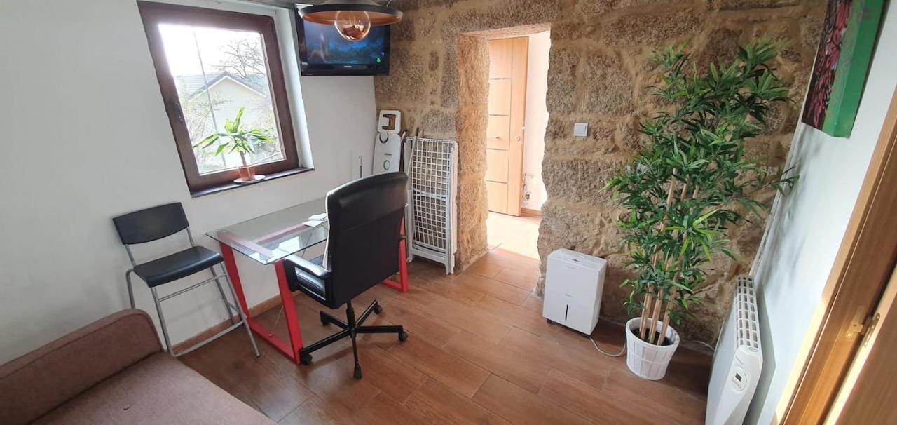 הוילה סנטיאגו דה קומפוסטלה Casa De Piedra Tipica מראה חיצוני תמונה